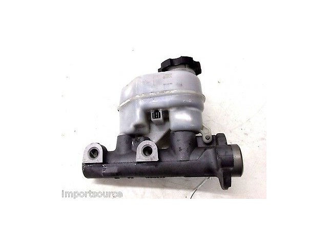 2005-2009 BUICK LACROSSE OEM BRAKE MASTER CYLINDER W/ RESERVOIR TANK 