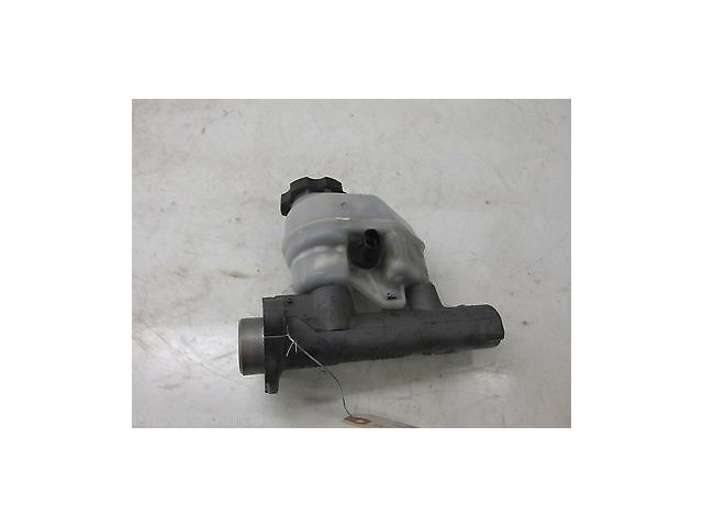 2005-2009 BUICK LACROSSE OEM BRAKE MASTER CYLINDER W/ RESERVOIR TANK 