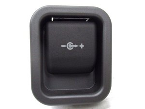 2006-2008 BMW 750LI E66 E65 OEM FRONT UNDER DASH POWER SUPPLY PLUG