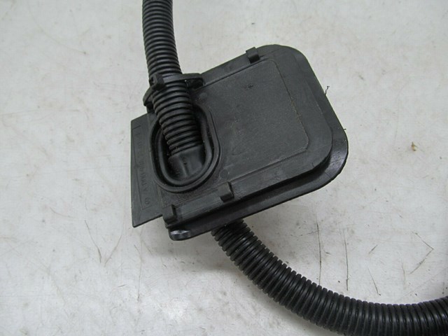 2012-2015 MERCEDES C250 COUPE W204 OEM ALTERNATOR STARTER POWER SUPPLY CABLE