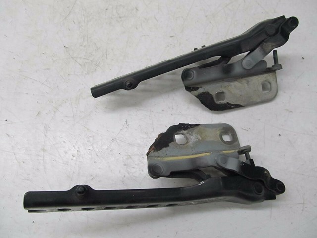 2004-2008 AUDI A8L W12 OEM FRONT HOOD HINGE HINGES PAIR (2)