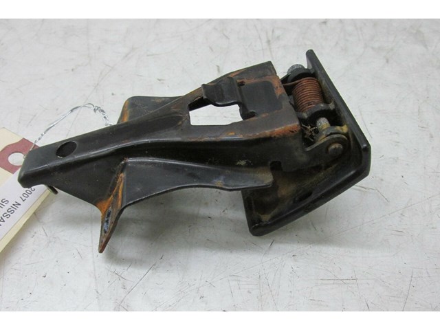 2007-2015 NISSAN XTERRA OEM LEFT FRONT HOOD LATCH HATCH