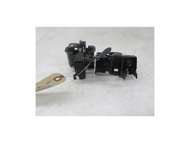 2003-2006 MERCEDES E500 W211 OEM LOWER HOOD LATCH