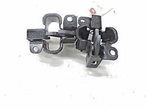 2003-2006 MERCEDES E500 W211 OEM LOWER HOOD LATCH