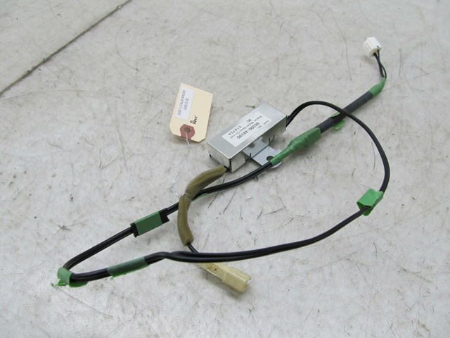 2004-2009 LEXUS RX350 RX330 OEM REAR RADIO NOISE FILTER 
