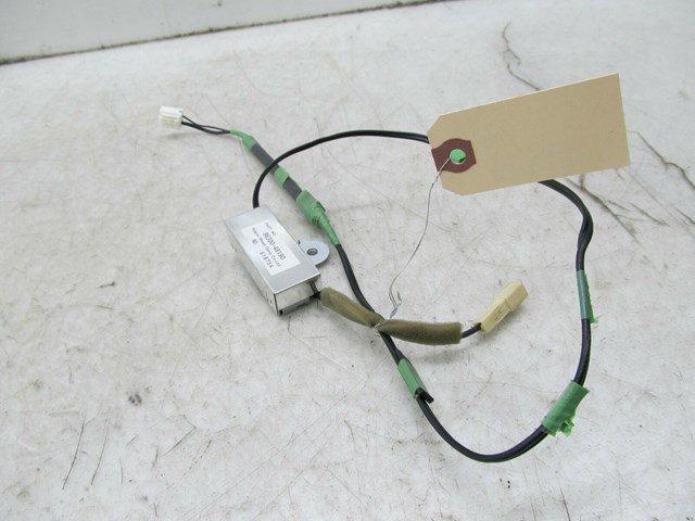 2004-2009 LEXUS RX350 RX330 OEM REAR RADIO NOISE FILTER 