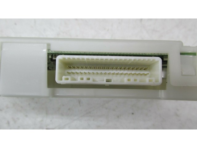 2015-2019 NISSAN MURANO OEM UNDER RADIO TEMPERATURE CONTROL MODULE   