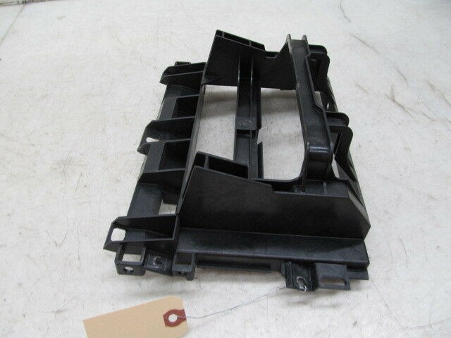 2003-2006 RANGE ROVER HSE OEM FRONT RADIO TRIM BRACKET FRAME 
