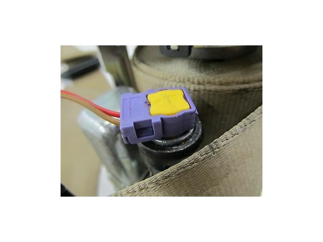  2004-2006 AUDI A8 L QUATTRO D3 OEM RIGHT FRONT PASSENGER SIDE SEAT BELT BEIGE