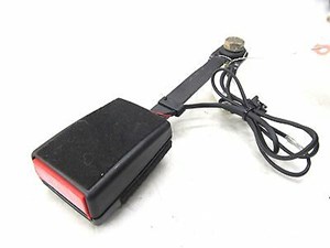 2004-2008 MASERATI QUATTROPORTE M139 OEM RIGHT FRONT SEAT BELT RECEIVER BUCKLE