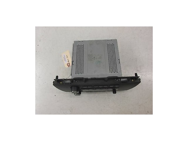 2005-2009 BUICK LACROSSE OEM FRONT CENTER 6 CD CHANGER AM/FM RADIO 