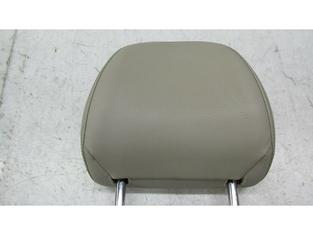 2009-2012 AUDI Q5 8R OEM RIGHT FRONT PASSENGER SEAT HEADREST 