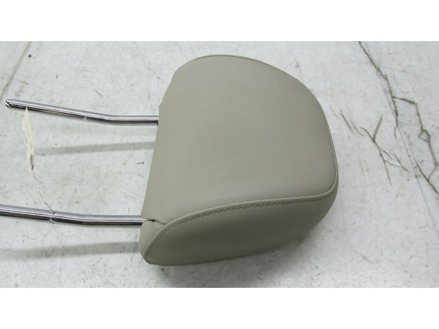 2009-2012 AUDI Q5 8R OEM RIGHT FRONT PASSENGER SEAT HEADREST 