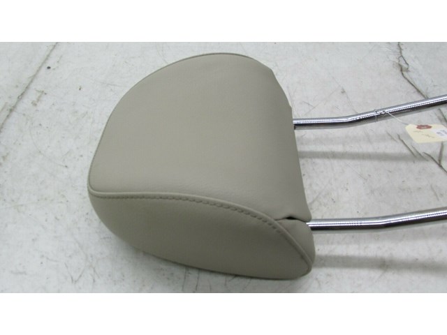 2009-2012 AUDI Q5 8R OEM RIGHT FRONT PASSENGER SEAT HEADREST 