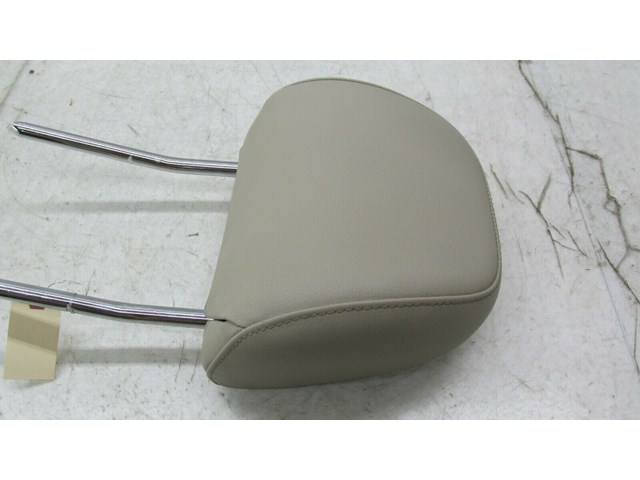 2009-2012 AUDI Q5 8R OEM LEFT FRONT DRIVER SEAT HEADREST 