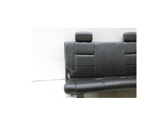 2004-2007 INFINITI QX56 OEM THIRD 3RD ROW BENCH SEAT ASSEMBLY BLACK W/ HEADRESTS