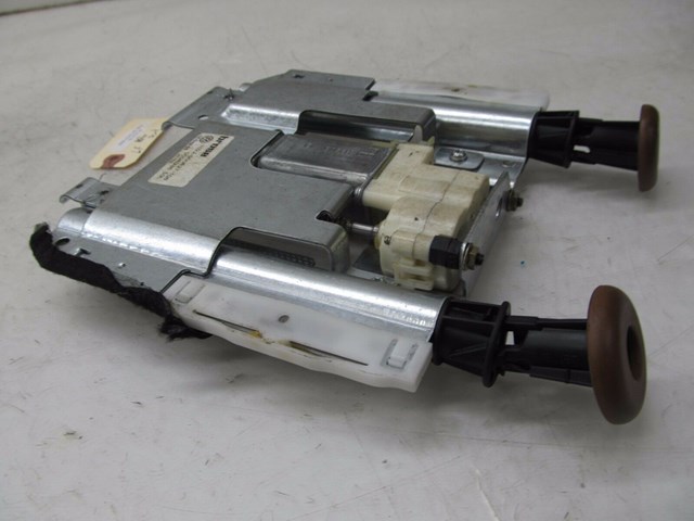 2004-2008 AUDI A8L W12 OEM LEFT FRONT DRIVER SEAT HEADREST ADJUSTMENT MOTOR