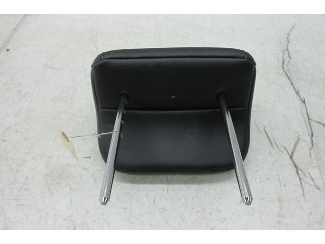 2014-2016 KIA CADENZA OEM RIGHT REAR HEADREST CUSHION 