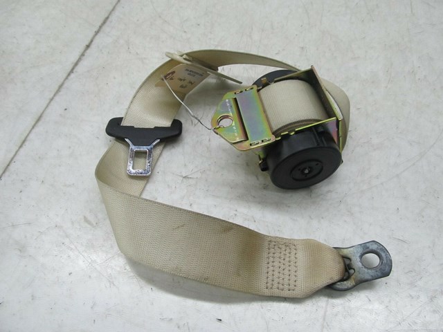 2003-2006 MERCEDES E500 W211 OEM REAR CENTER SEAT BELT 