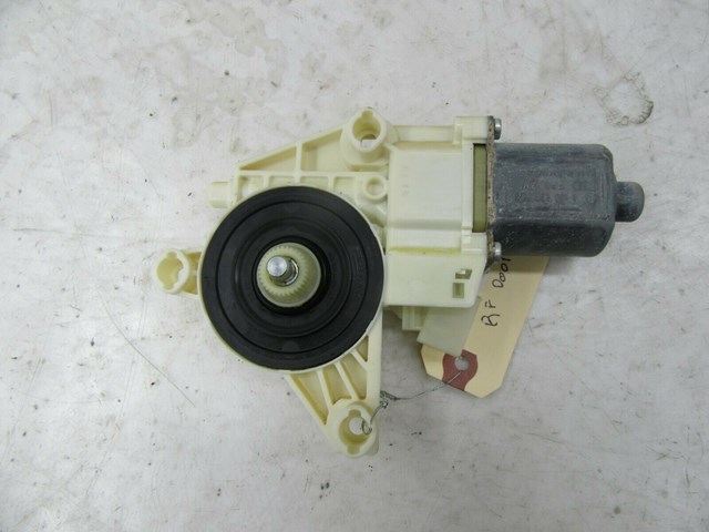 2012-2015 MERCEDES C350 COUPE OEM RIGHT FRONT PASS DOOR WINDOW REGULATOR MOTOR