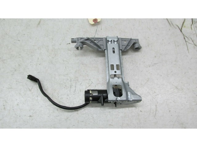  2007-2010 BMW X5 E70 OEM LEFT FRONT DRIVER UPPER SEAT HEADREST MOTOR 