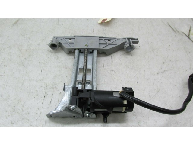  2007-2010 BMW X5 E70 OEM LEFT FRONT DRIVER UPPER SEAT HEADREST MOTOR 