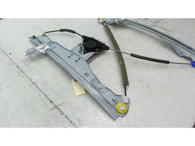 2014-2018 INFINITI Q50 OEM RIGHT FRONT PASSENGER SIDE DOOR WINDOW REGULATOR 