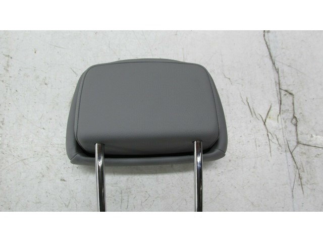  2007-2010 BMW X5 E70 OEM LEFT FRONT DRIVER SEAT HEADREST GRAY