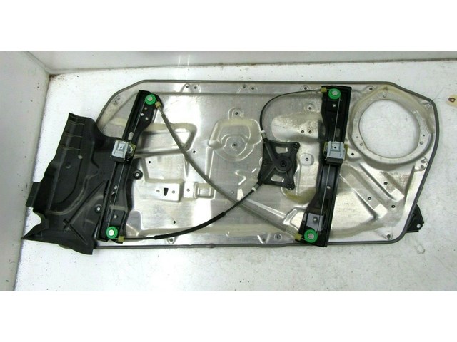2012-2015 MERCEDES C350 COUPE OEM LEFT SIDE DOOR WINDOW REGULATOR 
