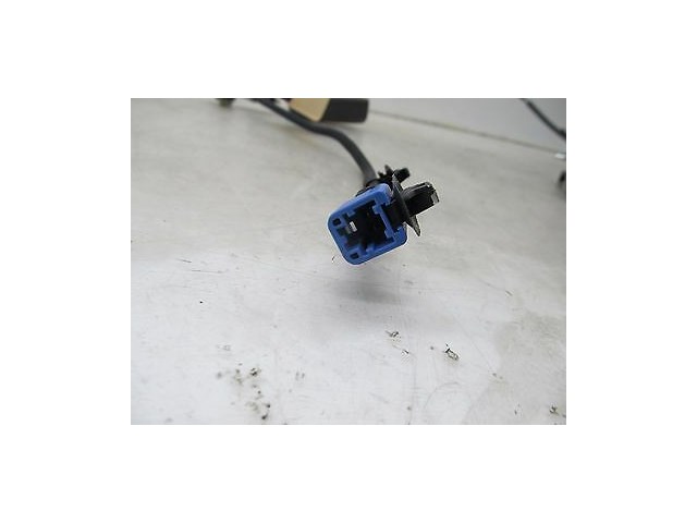 2011-2013 HONDA ODYSSEY OEM RIGHT FRONT PASSENGER SEAT BELT RECEIVER 