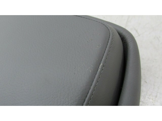  2007-2010 BMW X5 E70 OEM RIGHT FRONT PASSENGER SEAT HEADREST GRAY