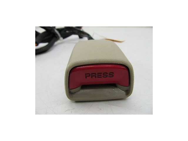 2004-2006 LEXUS RX330 XU30 OEM LEFT FRONT DRIVER'S SEAT BELT RECEIVER BUCKLE 