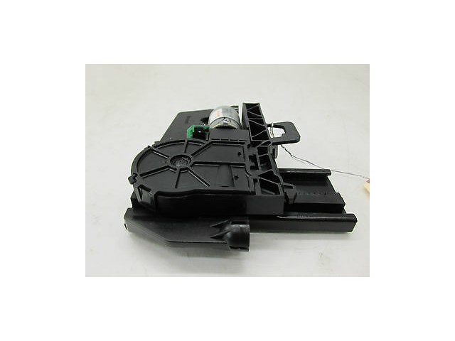 2003-2005 MERCEDES E500 W211 OEM RIGHT FRONT PASSENGERS SIDE SEAT HEADREST MOTOR