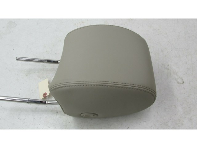 2017-2019 BUICK LACROSSE OEM RIGHT FRONT PASSENGER SEAT HEADREST     