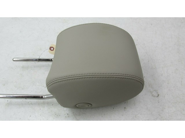 2017-2019 BUICK LACROSSE OEM LEFT FRONT DRIVER SEAT HEADREST     