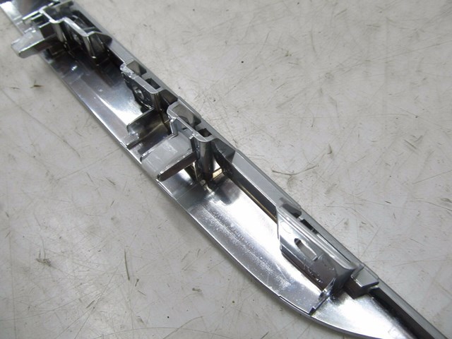 2014-2016 ACURA MDX OEM RIGHT PASSENGER SIDE CENTER CONSOLE CHROME TRIM GARNISH