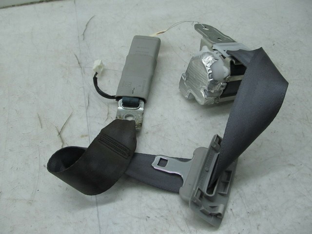 2007-2011 LEXUS GS350 OEM REAR CENTER SEAT BELT ASSEMBLY 