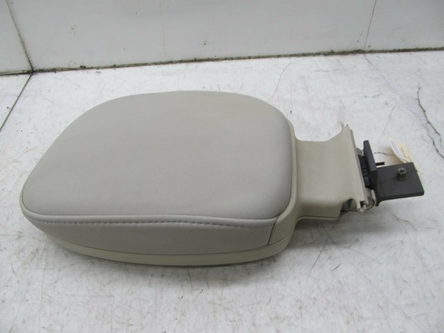 2003-2004 LAND ROVER DISCOVERY OEM RIGHT REAR 3RD ROW HEADREST CUSHION 
