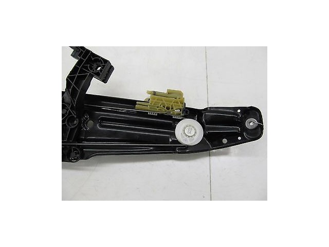 2011-2013 BMW 550i 535i F10 OEM LEFT REAR DOOR WINDOW REGULATOR TRACK 7182121