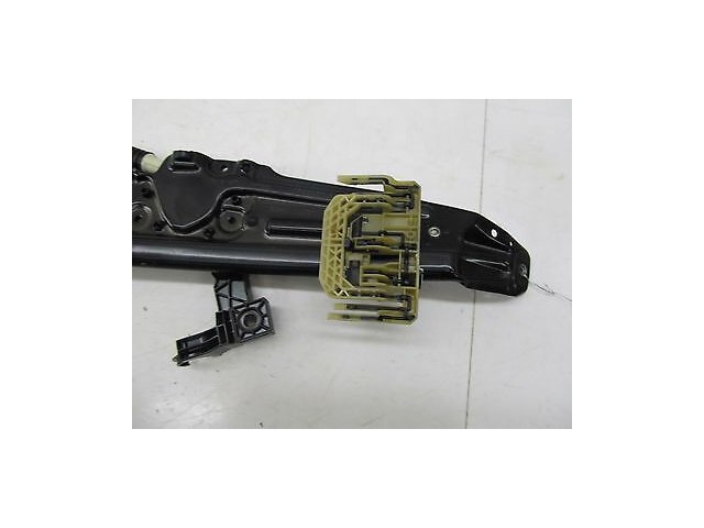 2011-2013 BMW 550i 535i F10 OEM LEFT REAR DOOR WINDOW REGULATOR TRACK 7182121