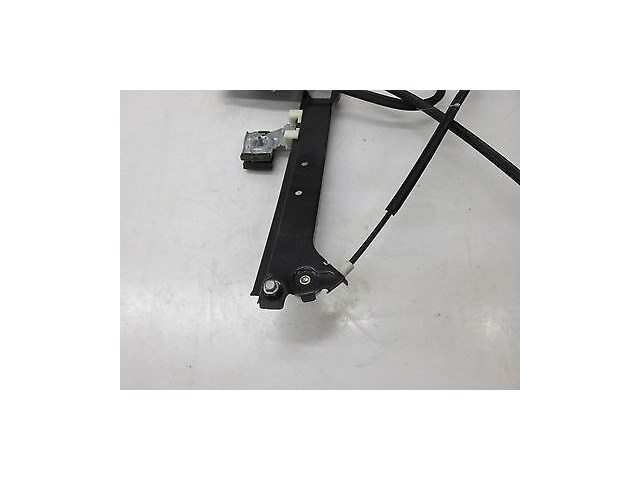2002-2006 CADILLAC ESCALADE OEM LEFT REAR DOOR WINDOW REGULATOR W/ MOTOR