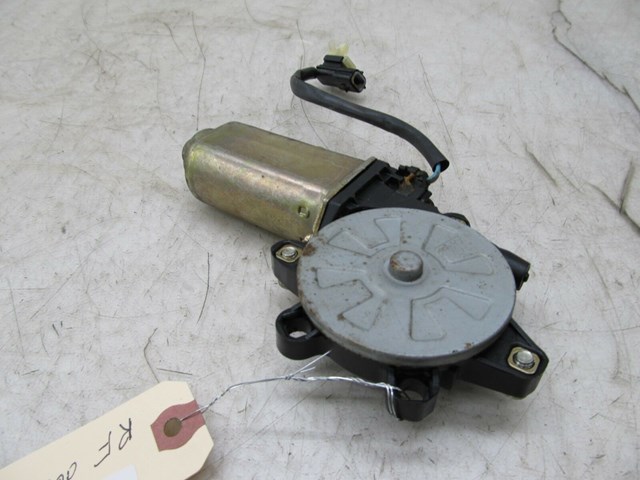 2003-2004 LAND ROVER DISCOVERY OEM RIGHT FRONT DOOR WINDOW REGULATOR MOTOR