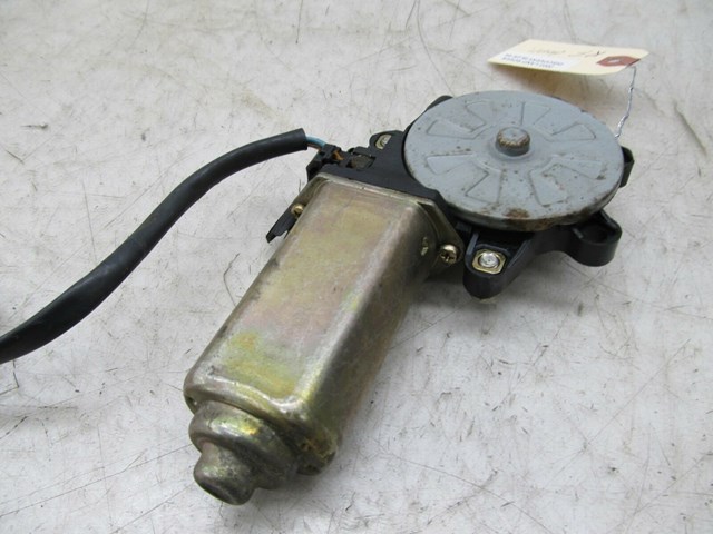 2003-2004 LAND ROVER DISCOVERY OEM RIGHT FRONT DOOR WINDOW REGULATOR MOTOR