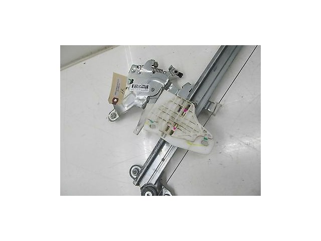 2011-2013 HONDA ODYSSEY OEM LEFT REAR DRIVER SIDE DOOR WINDOW REGULATOR