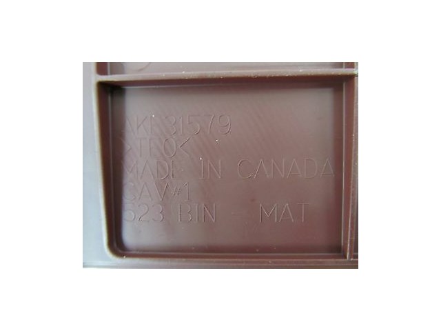 2010-2013 CHEVY EQUINOX LS OEM CENTER CONSOLE STORAGE RUBBER MAT TRAY INSERT RED