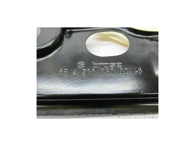 2003-2006 MERCEDES BENZ E500 W211 OEM RIGHT REAR DOOR WINDOW REGULATOR TRACK