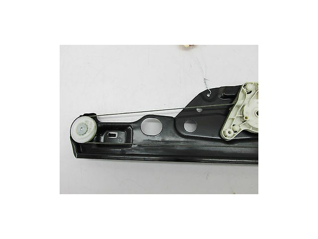 2003-2006 MERCEDES BENZ E500 W211 OEM RIGHT REAR DOOR WINDOW REGULATOR TRACK