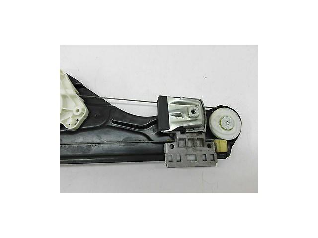 2003-2006 MERCEDES BENZ E500 W211 OEM RIGHT REAR DOOR WINDOW REGULATOR TRACK