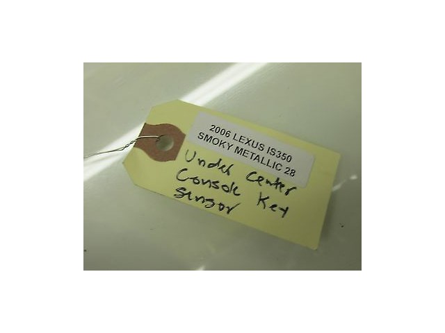 2006-2008 LEXUS IS350 IS250 XE20 OEM CENTER CONSOLE KEYLESS ENTRY SENSOR