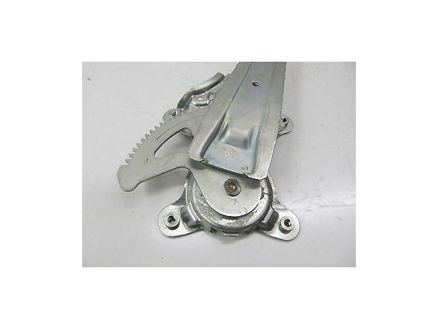 2012-2015 TOYOTA PRIUS C OEM RIGHT REAR PASSENGERS SIDE WINDOW REGULATOR